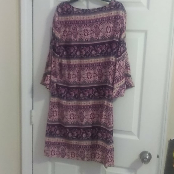 Dress - Picture 2 of 2